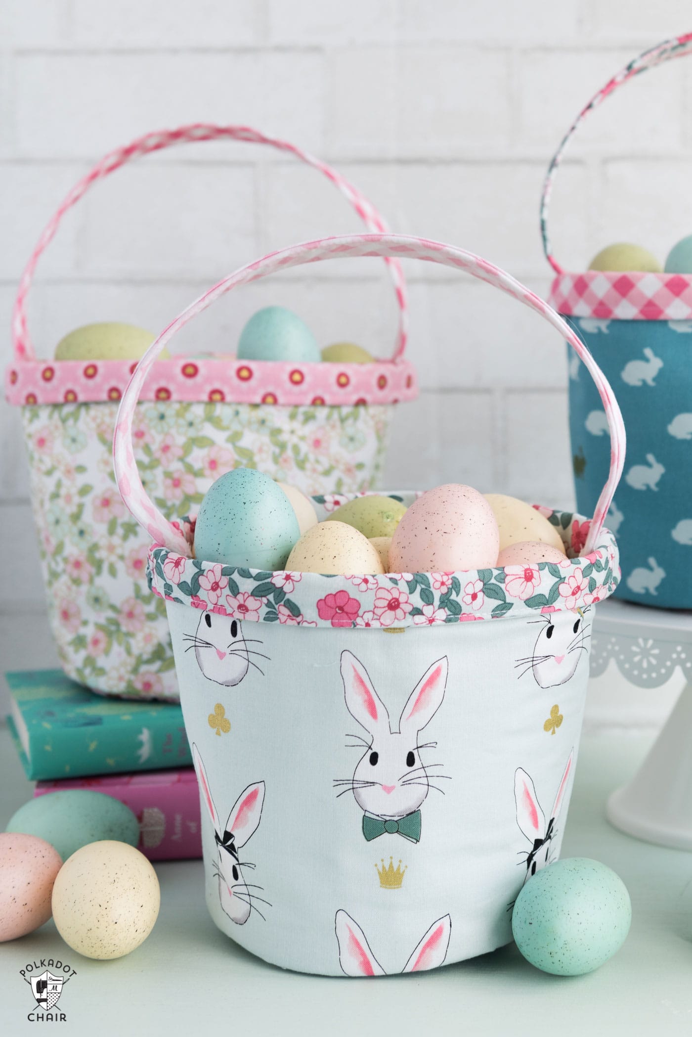 Tutoriel de couture de panier de Pâques gratuit – un joli petit panier en tissu parfait pour le printemps !