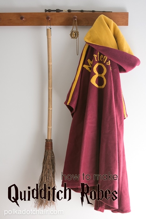 Comment faire vos propres robes de quidditch harry potter sur polkadotchair.com