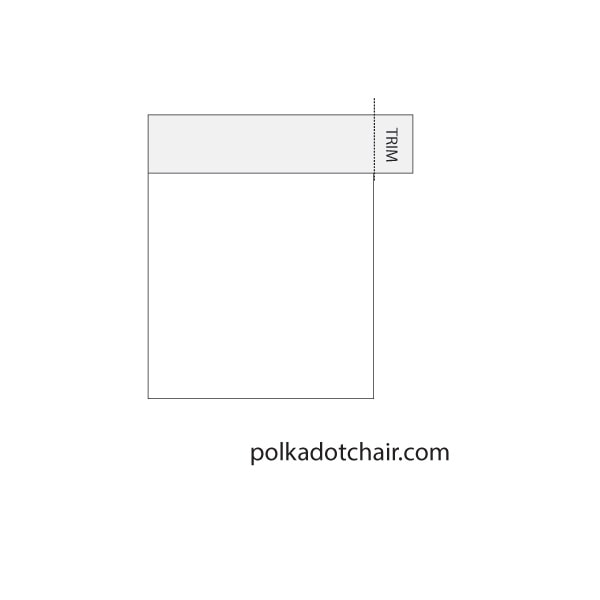 Tutoriel et modèle de courtepointe gratuits pour un bloc de courtepointe de cabane en rondins ; le bloc du mois d'avril proposé sur le blog Polka Dot Chair