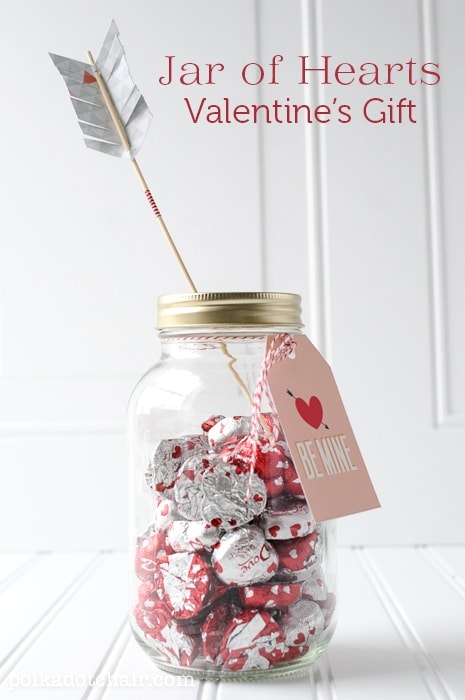 Idée cadeau saint valentin mason jar avec étiquettes imprimables