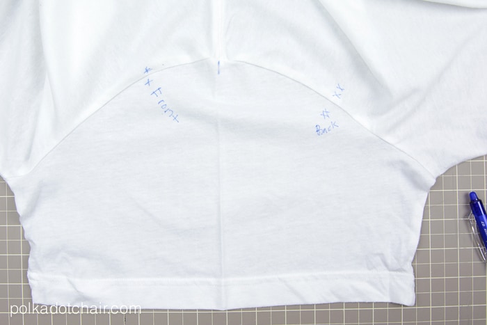 Tutoriel de couture pour confectionner une robe t-shirt en tricot simple par Melissa Mortenson de PolkadotChair.com